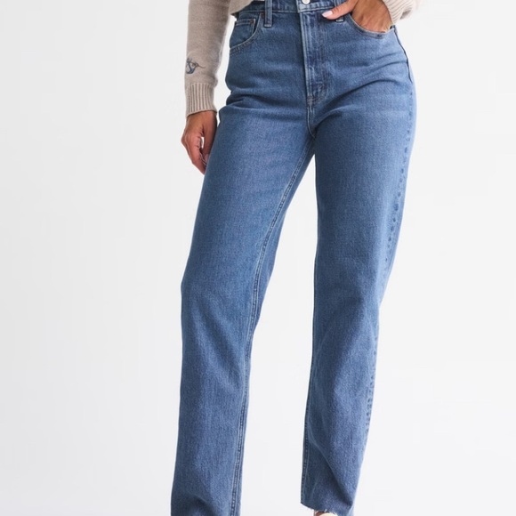 Abercrombie & Fitch Denim - New Abercrombie & Fitch 90’s Straight Ultra High Rise Jeans